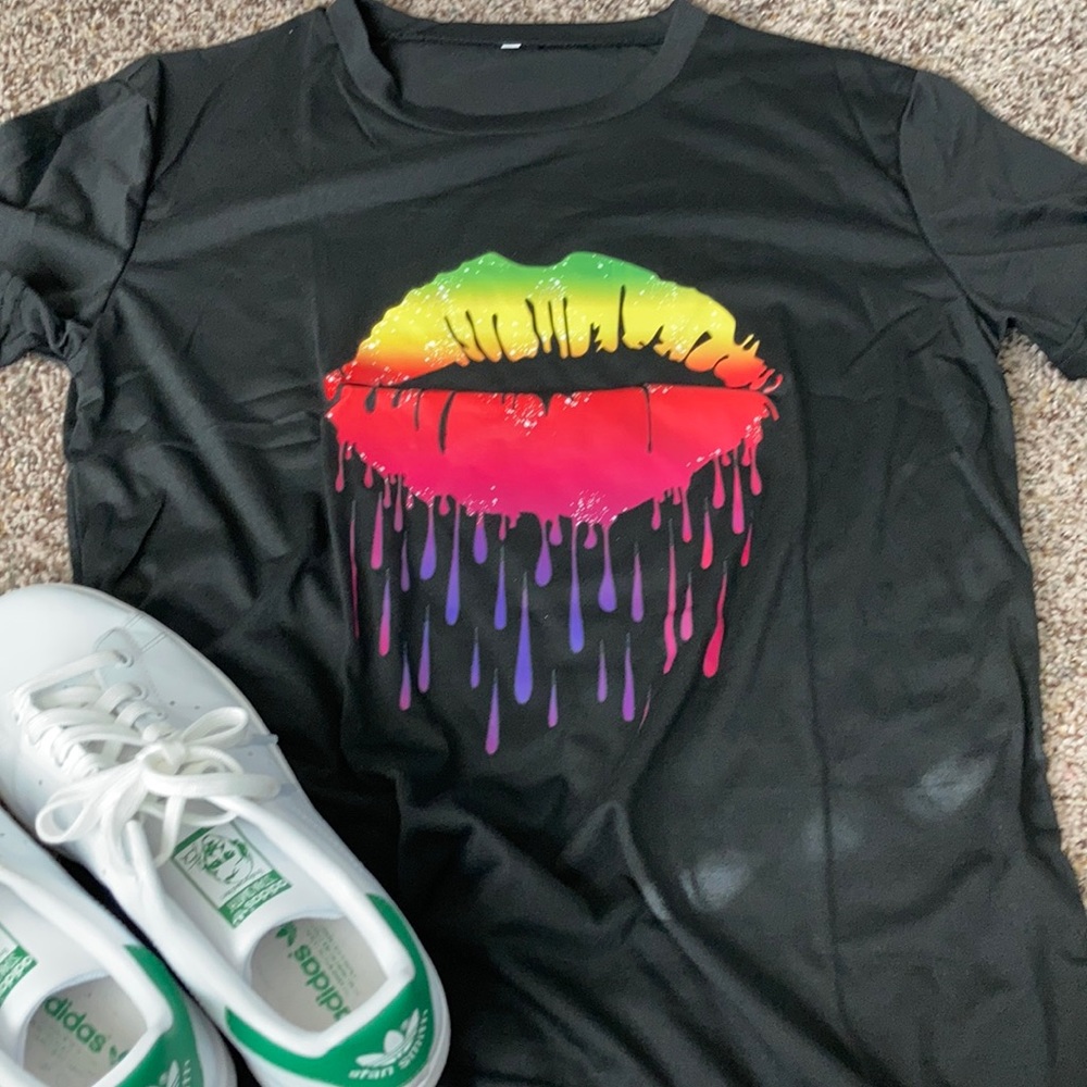Paint drip lips!